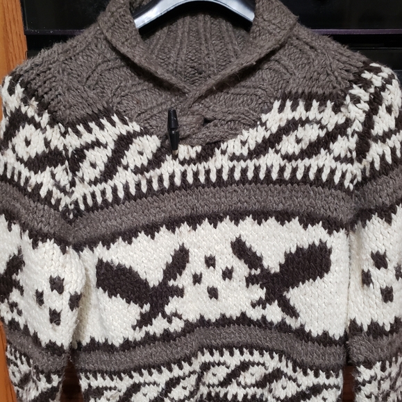 American Eagle Sweater - Picture 1 of 7